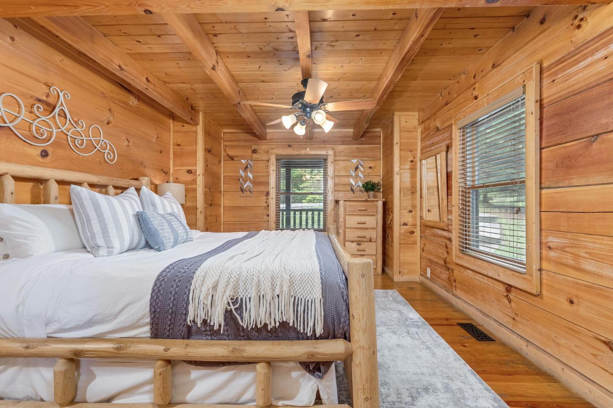 Elegant & Cozy Cabin Near Pigeon Forge Sevierville Eksteriør billede
