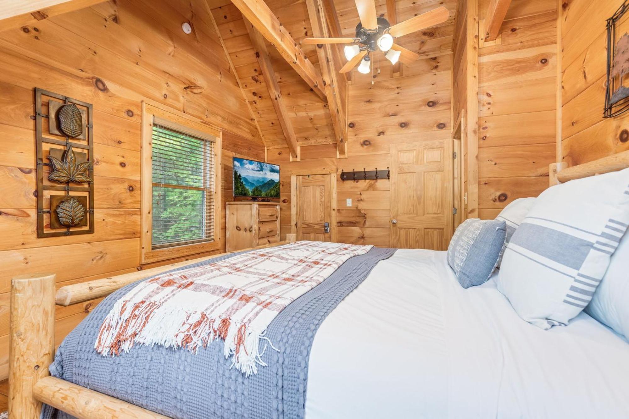 Elegant & Cozy Cabin Near Pigeon Forge Sevierville Eksteriør billede